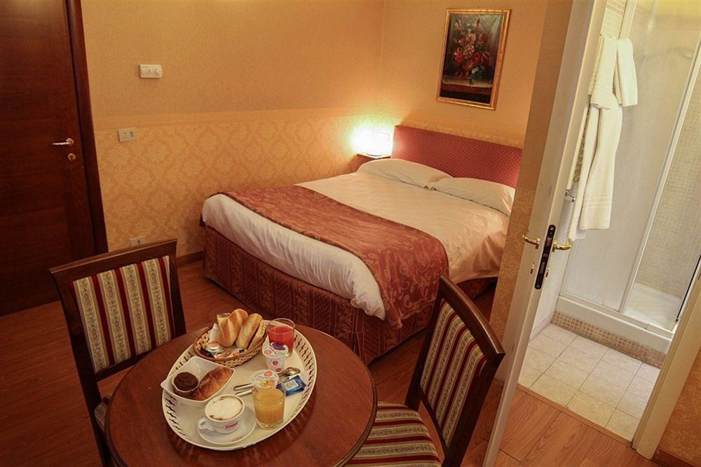 Residenza Belli Inn Rzym Zewnętrze zdjęcie